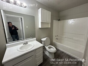 11123 Belair Dr in San Antonio, TX - Building Photo - Building Photo