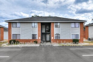 2818 Thomas Ln in Augusta, GA - Building Photo