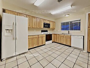 6 Canyon Oak Pl in Spring, TX - Building Photo - Building Photo