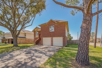 2031 Summerfield Pl in Sugar Land, TX - Building Photo - Building Photo