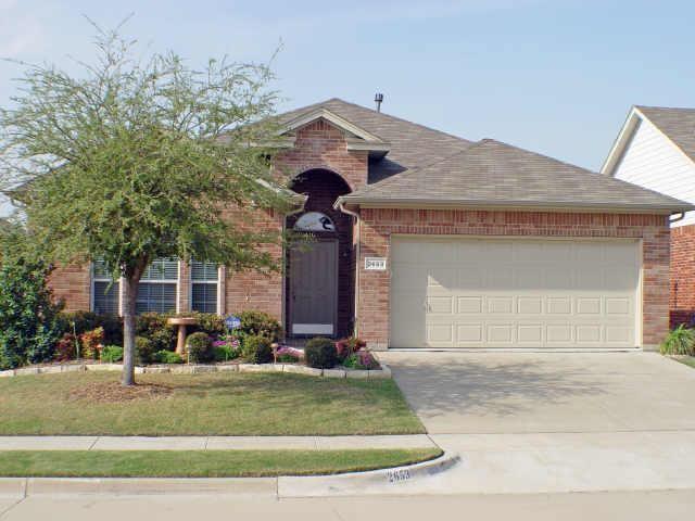 2653 Evening Shade Dr in Fort Worth, TX - Building Photo