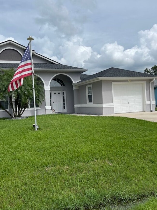 23 Ridley Ln in Palm Coast, FL - Foto de edificio - Building Photo