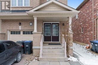 106 Baffin Cres in Brampton, ON - Building Photo - Building Photo