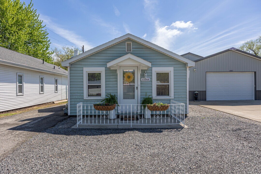 11068 Big Bear Path in Lakeview, OH - Building Photo
