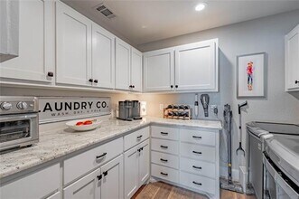 230 Harbor Dr in Gun Barrel City, TX - Building Photo - Building Photo