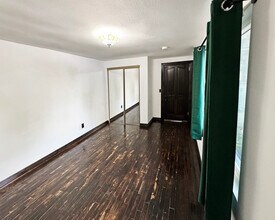 1108 N Sweetzer Ave in West Hollywood, CA - Building Photo - Building Photo