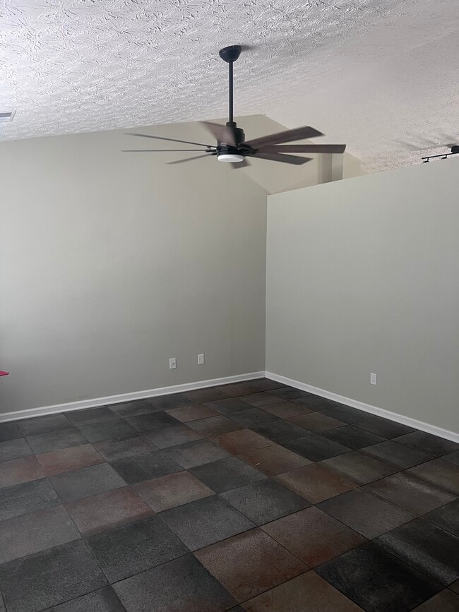 6237 Rexburg Dr