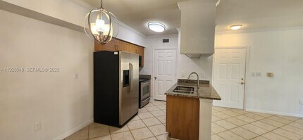 6505 Emerald Dunes Dr in West Palm Beach, FL - Building Photo - Building Photo