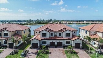 26205 Palace Ln in Bonita Springs, FL - Building Photo