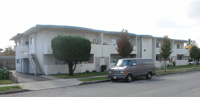 The Terrace Apartments in Covina, CA - Foto de edificio - Building Photo