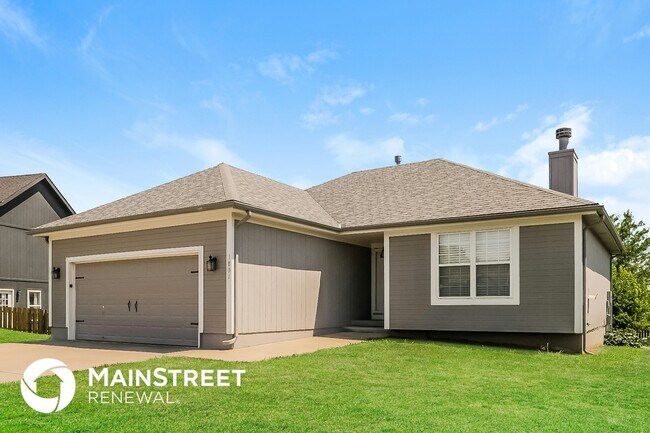 1801 Debrah Dr in Kearney, MO - Building Photo - Building Photo