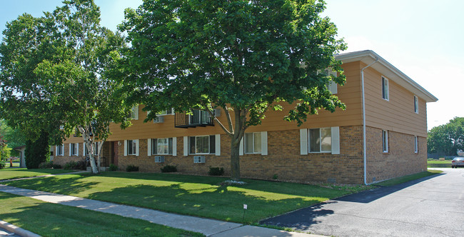 Fox Valley in North Fond Du Lac, WI - Foto de edificio - Building Photo