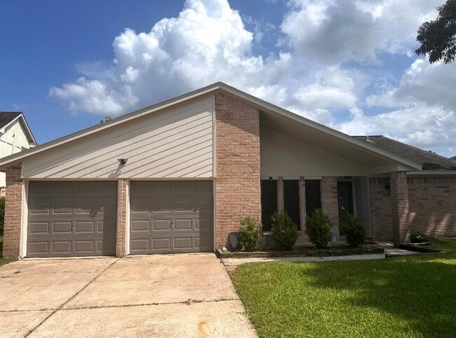 property at 7514 Fuchsia Ln