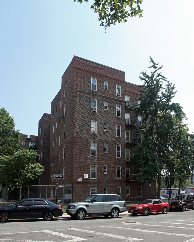 85-15 139th St in Jamaica, NY - Building Photo - Building Photo