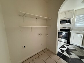 3337 21st Ave in Sacramento, CA - Building Photo - Building Photo