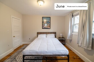 Private bedroom in 4 bed/2 bath Home in Boston, MA - Building Photo - Building Photo