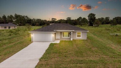 151 Malauka Rd in Ocklawaha, FL - Building Photo - Building Photo