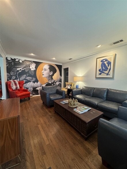 8642 Daytonia Ave in Dallas, TX - Foto de edificio - Building Photo