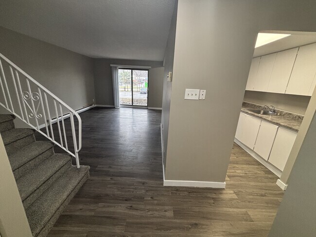 457 Albert St in Waterloo, ON - Building Photo - Building Photo