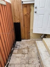 200 NW 63rd Ave in Miami, FL - Building Photo - Building Photo