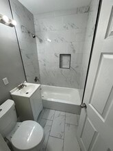 148 Wilson St, Unit 3 in Hartford, CT - Building Photo - Building Photo