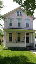 635 5th St, Unit 1 in Oakmont, PA - Building Photo