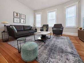 21 Rowell St, Unit 2 in Boston, MA - Building Photo - Building Photo