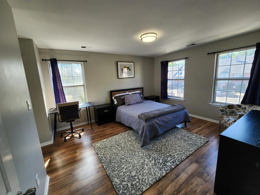 37 Howard Court3 - Master Bedroom in Newark, NJ - Building Photo