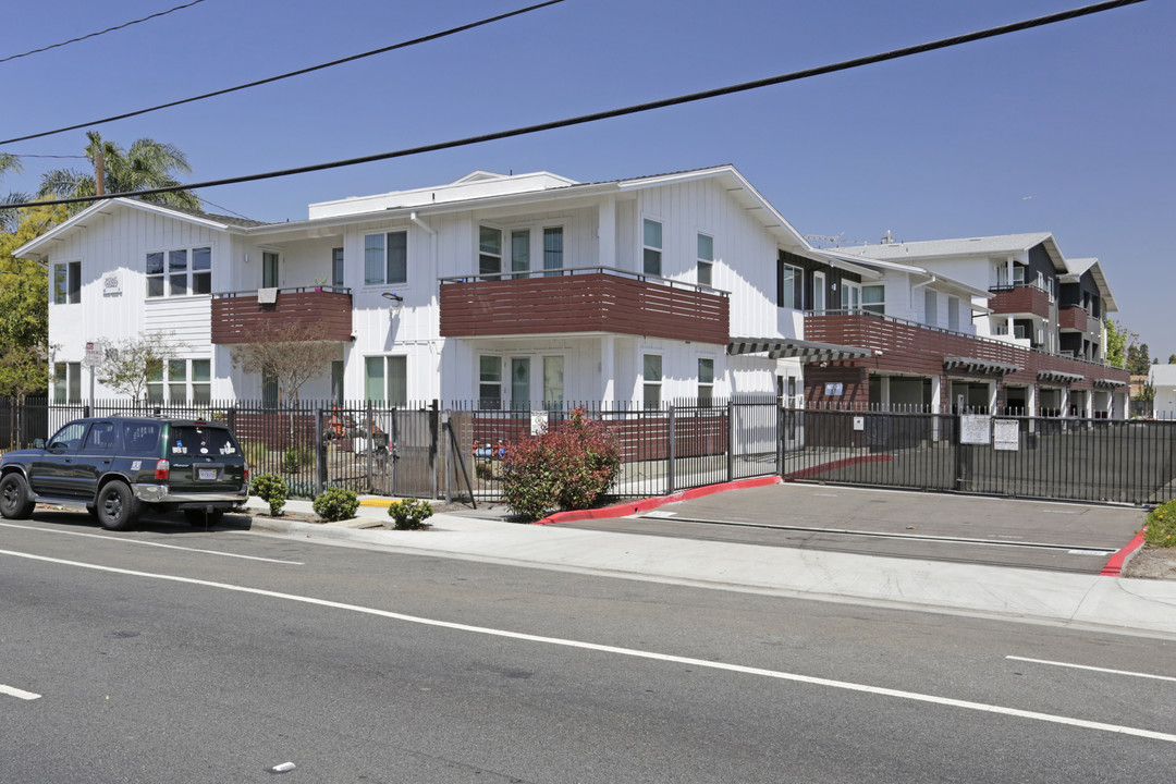 Mosaic Gardens at Willowbrook in Compton, CA - Building Photo