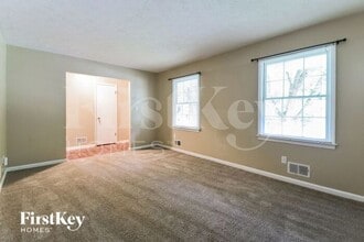 111 Elizabeth Way in Ellenwood, GA - Building Photo - Building Photo