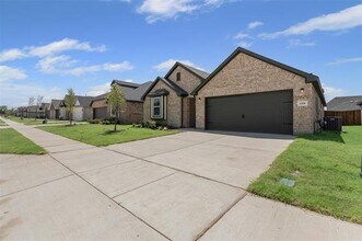 1324 Water Canna Dr in Northlake, TX - Building Photo - Building Photo