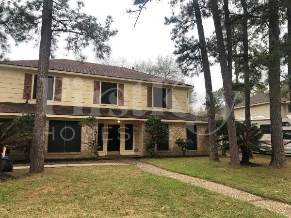 18111 Fireside Dr