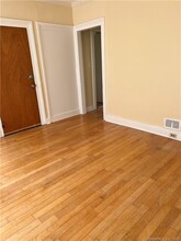 259 Humphrey St in New Haven, CT - Foto de edificio - Building Photo