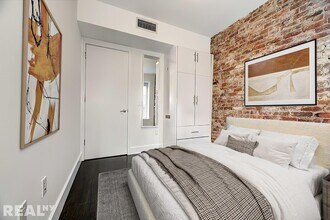 143 Ludlow St, Unit 4C in New York, NY - Building Photo - Building Photo