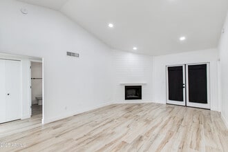 1112 N 87th St in Scottsdale, AZ - Building Photo - Building Photo