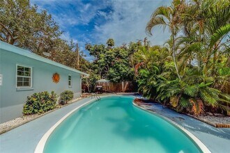 10842 61st Ave in Seminole, FL - Building Photo - Building Photo