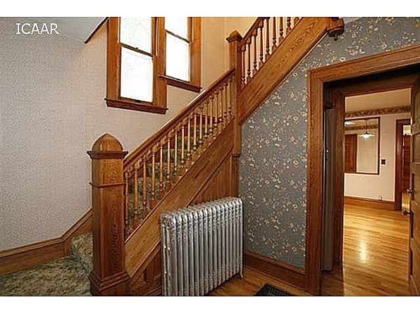 430 N Van Buren St in Iowa City, IA - Foto de edificio - Building Photo