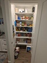 613 E 8800 S in Sandy, UT - Foto de edificio - Building Photo