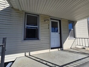 512 Reynolds St in Easton, PA - Building Photo - Building Photo