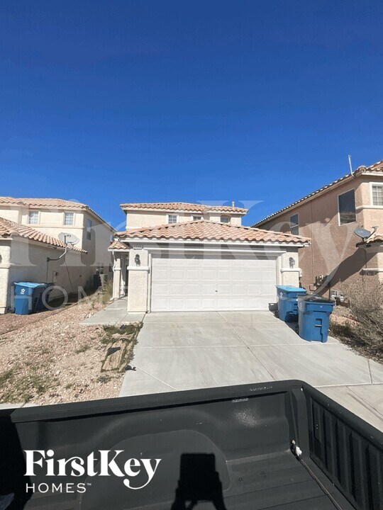 7720 W Prosperity River Ave in Las Vegas, NV - Building Photo