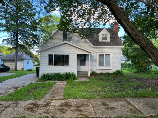 2116 Walnut St Photo