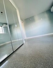 1060 SE 14th Pl in Fort Lauderdale, FL - Building Photo - Building Photo