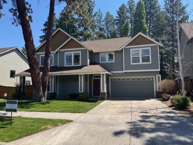 property at 61506 Tall Tree Ct