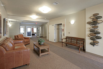 Highland Shores Apartments in Chaska, MN - Building Photo - Interior Photo