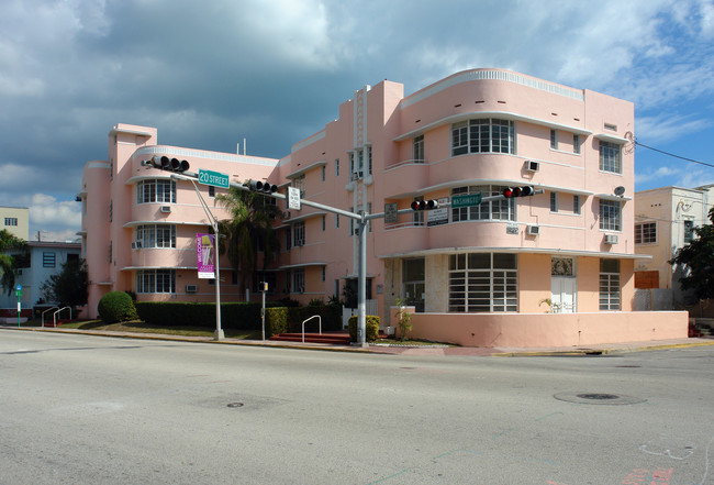 The Allen in Miami Beach, FL - Building Photo - Building Photo