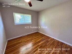 422 Fairwick Dr in St. Louis, MO - Building Photo - Building Photo