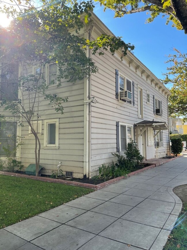 property at 1401 20th St