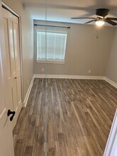 101 April Point Pl in Montgomery, TX - Foto de edificio - Building Photo