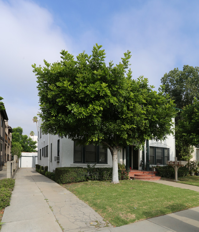 1141 N Maryland Ave in Glendale, CA - Building Photo - Building Photo