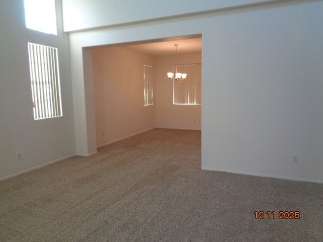 44335 42nd St W in Lancaster, CA - Building Photo - Building Photo